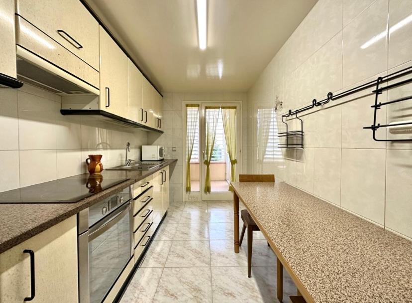Apto. Grande, Luminoso Y Centrico Apartamento Olot Exterior foto
